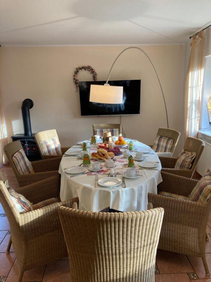 Ferienwohnung Auf Dem Eltenberg Luaran gambar