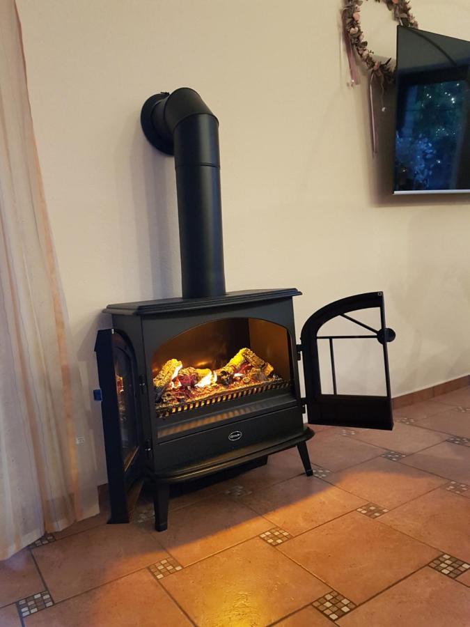 Ferienwohnung Auf Dem Eltenberg Luaran gambar
