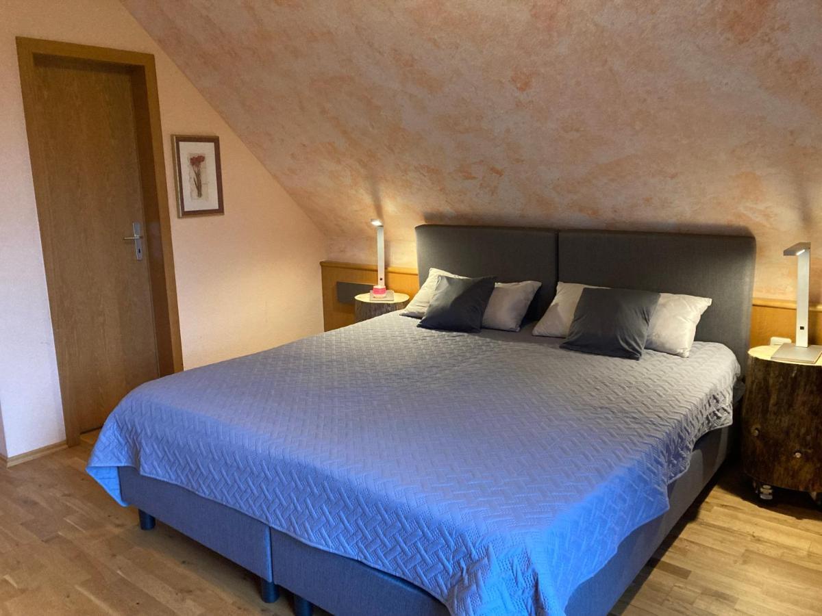 Ferienwohnung Auf Dem Eltenberg Luaran gambar
